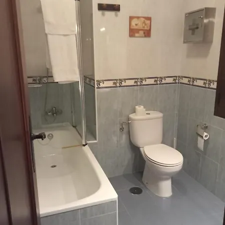 Escuelas Ii Landhaus *