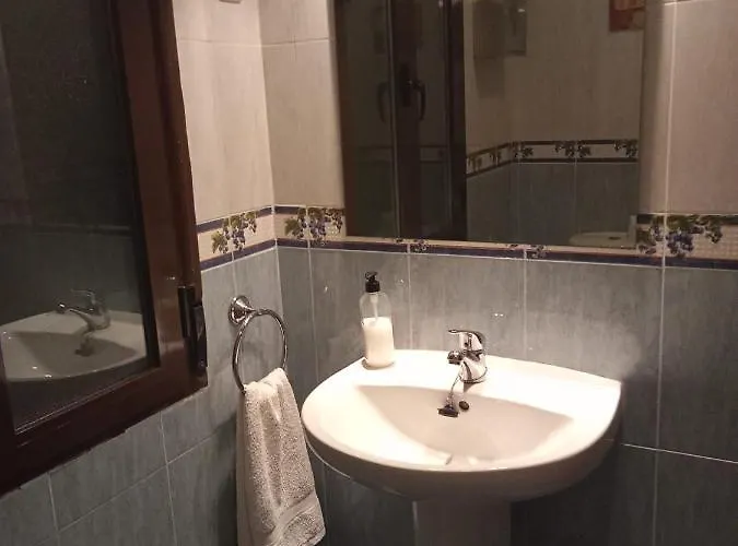 Escuelas Ii 컨트리하우스 *