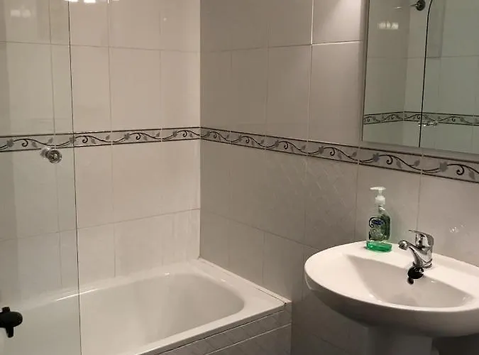 컨트리하우스 Escuelas Ii *